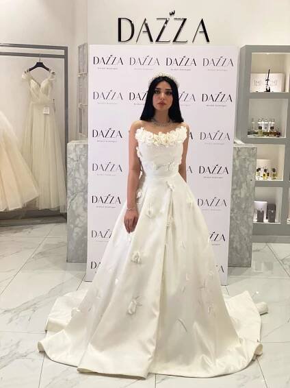 White Rose Bridal Gown(8).jpg