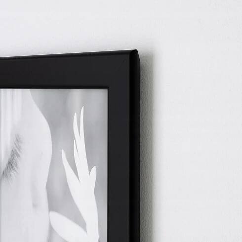 IKEA FISKBO RÁMEČEK NA FOTOGRAFII ČERNÝ 30x40 CM Značka IKEA