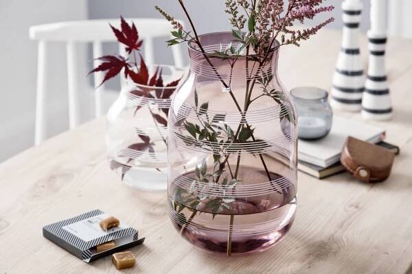 Skleněná váza Omaggio Plum 28 cm