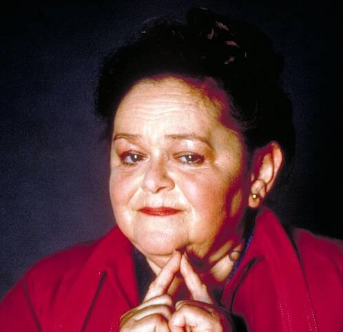 Zelda Rubinstein - Poltergeist II - Promo