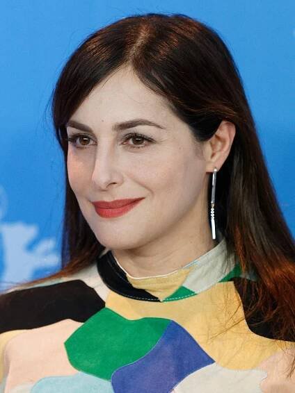 Amira Casar - Wikipedia