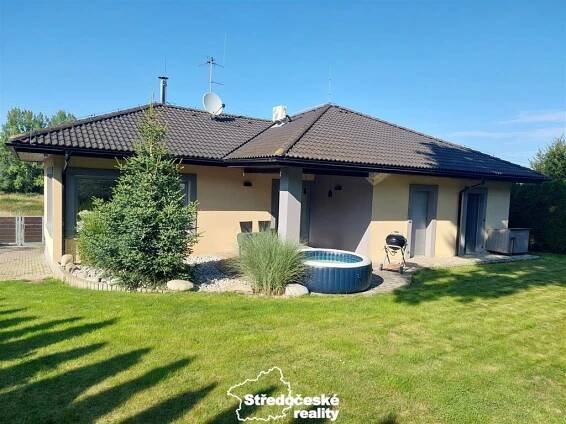 Prodej rodinného domu 4+1 v obci Olovnice. Pozemek 1117m2. | Středočeské reality 
