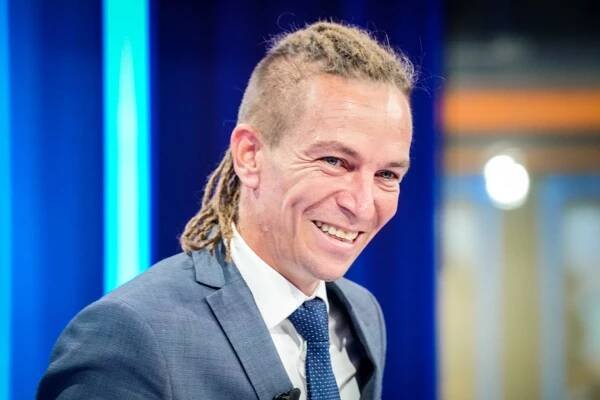 Babišovým nejsilnějším vyzyvatelem a zdá se, že i úhlavním nepřítelem, je předseda Pirátů Ivan Bartoš, který se už před Babišem rozhodl, že kandidátku povede právě v Ústeckém kraji.
