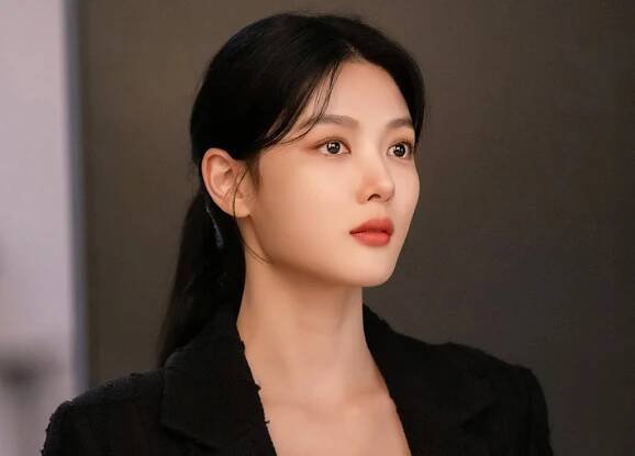 Kim Yoo-jung in a still from My Demon. Kim has been confirmed for 100 Days of Lies. Photo: SBS