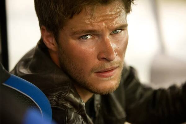 Transformers: Age of Extinction Interview: Jack Reynor, Nicola Peltz