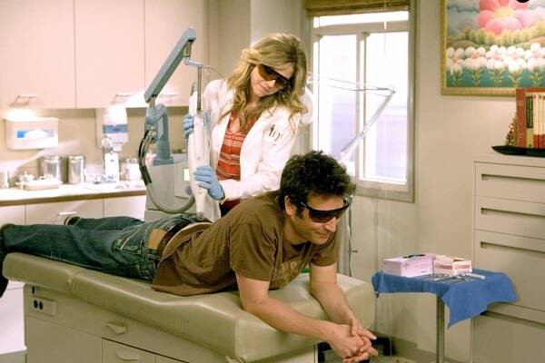 Jak jsem poznal vaši matku - Deset sezení - Z filmu - Sarah Chalke, Josh Radnor
