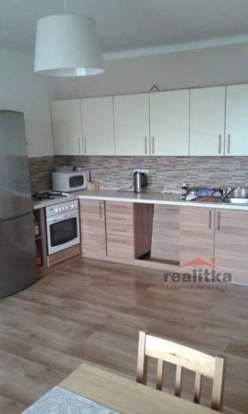 Pronájem bytu 2+1 90 m², Hlavní, Otice