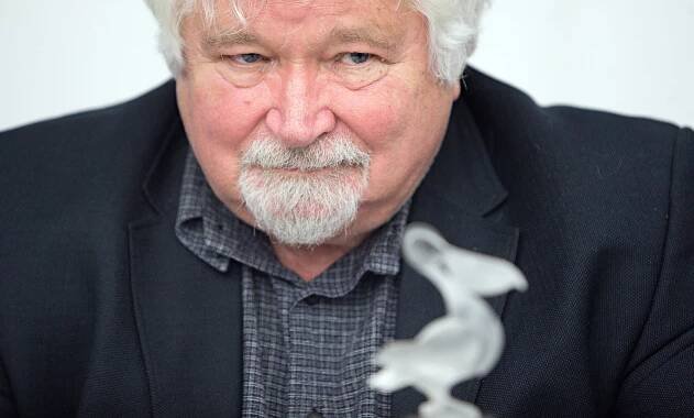 Petr Pithart: Mladí lidé v ulicích jsou hrdinové dnešní doby