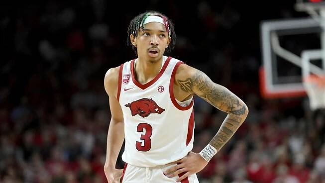 Nick Smith Jr. Stats, Salary, Net worth, Age, Height, Girlfriend - BasketBall Arroyo