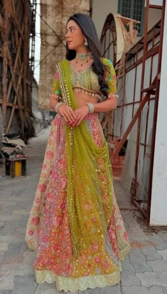 Hiba Nawab’s stylish lehenga styles