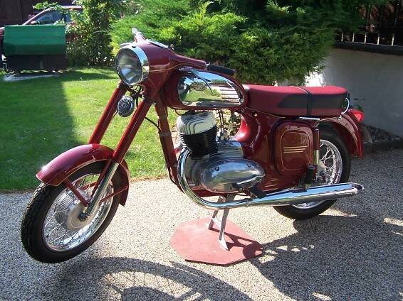 Jawa 559 panelka