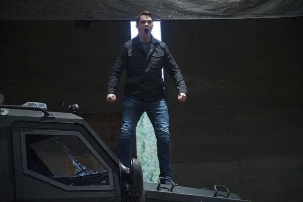Robert Buckley