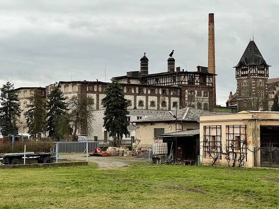 Chátrající sladovna Dreherova pivovaru v Žatci se dočká záchrany za 15 milionů
