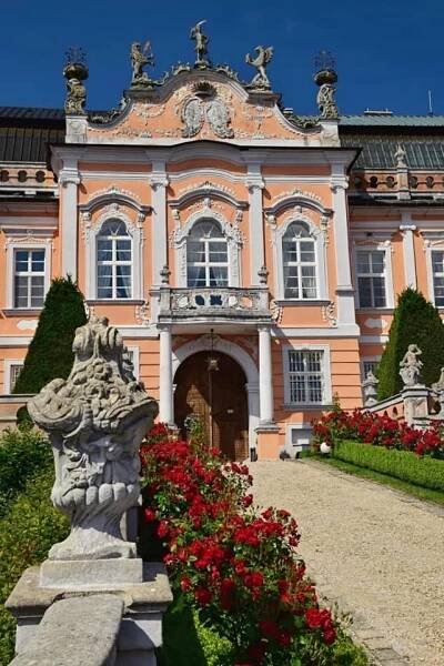 Zámek Nové Hrady ve východních Čechách | TuristickaMapa.cz