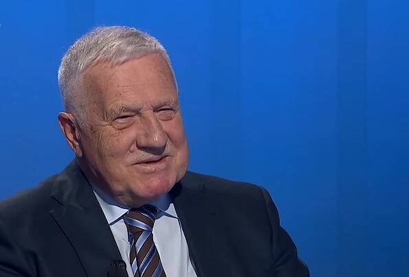 Václav Klaus uvedl, že čeští studenti komunismus neporazili: Podle něj odkaz 17. listopadu připomíná, že propagátoři nové jediné pravdy prohrají stejně jako jejich předchůdci - Zivot