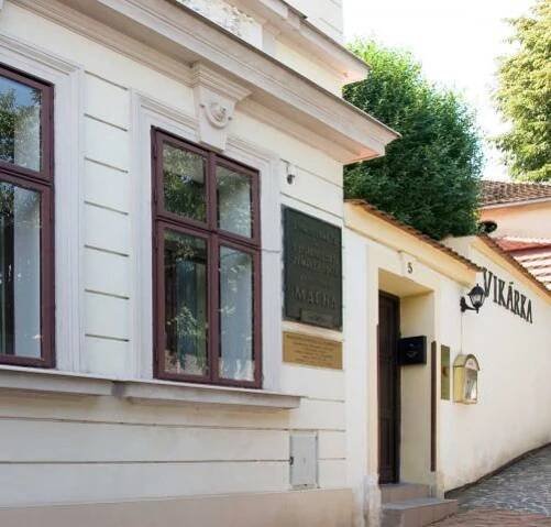 Vinárna Vikárka Litoměřice | Apetee