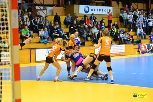 HK Slovan Duslo Šaľa - DHC Baník Most 11.3.2015 | SLOVAN DUSLO ŠAĽA | ženský hádzanársky klub