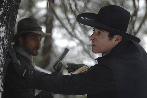 Timeless - Season 1 - Z filmu - Daniel Lissing, Goran Visnjic