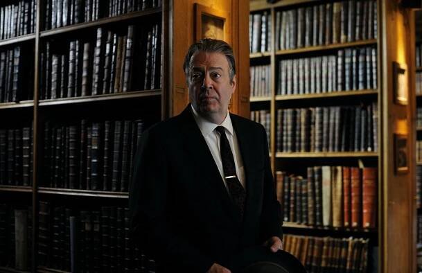 Endeavour - O hlavu kratší - Z filmu - Roger Allam