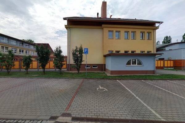 ZŠ Krnov, Janáčkovo náměstí foto 2