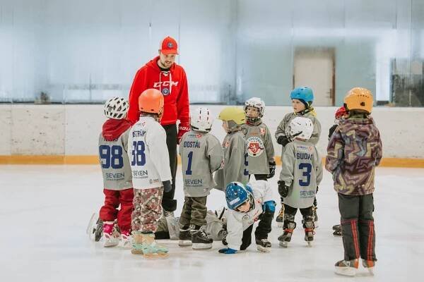 V neděli se konala na našem stadionu akce s názvem – Pojď hrát hokej – HC CHOTEBOR