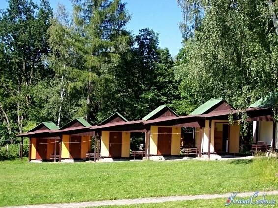 Krásné Česko - turistický průvodce s rozsáhlou databází ubytování, restaurací, památek a sportovišť.