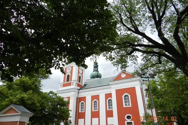 Cvilín - poutní kostel P.M.Sedmibolestné,empírové kaple v okolí - duchovní centrum Slezska