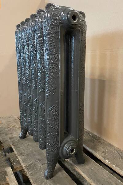 Litinový retro radiátor ArtDeco 660- 6čl., 481 x 660 x 203mm, na zem, šedá old-grey