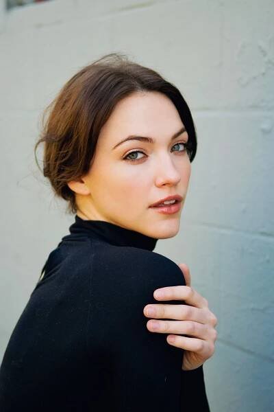 Violett Beane - The Project For Women