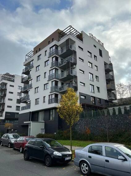 Pronájem bytu 3+kk 85 m², Učňovská, Praha, Praha