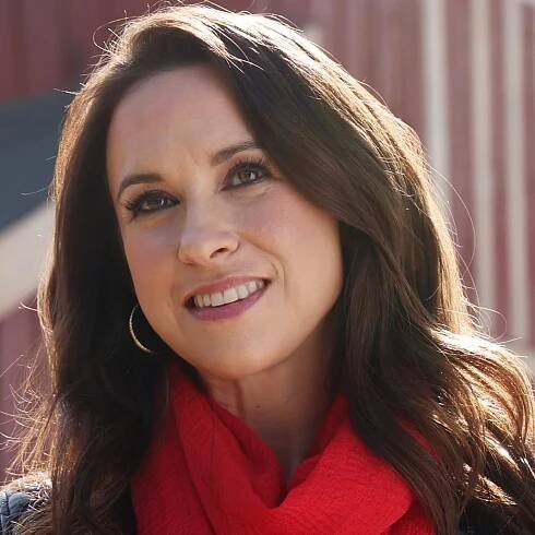 Lacey Chabert Fans Are Overwhelmed by Hallmark's New Announcement