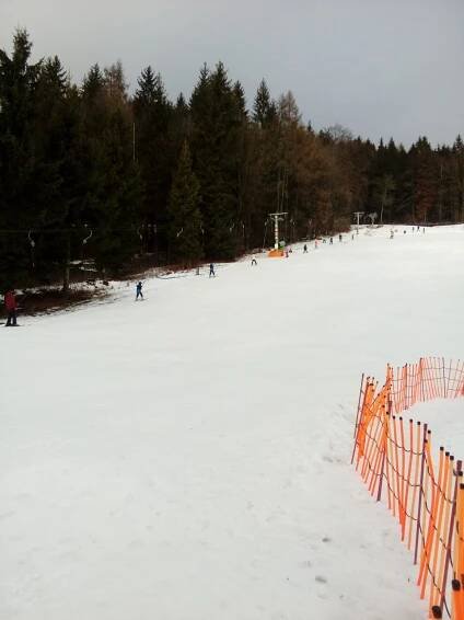 Lyžařký kurz 3.A, 5.A - reportážní foto | Základní škola Broumovská, Liberec