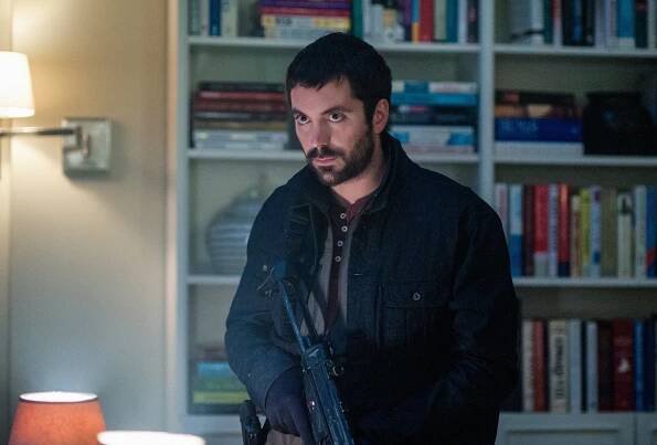 Hostages - Z filmu - Rhys Coiro