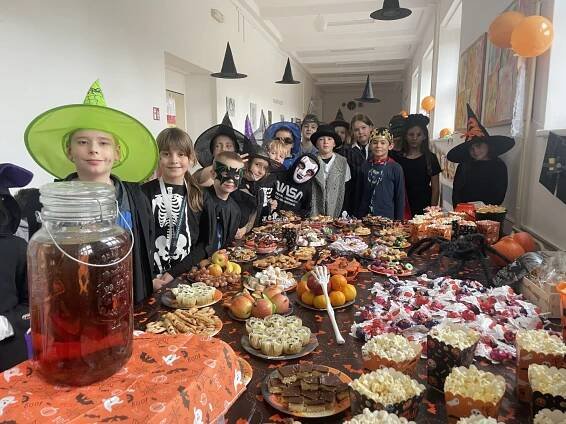 Halloween si ve školní družině v Mařaticích pořádně užili