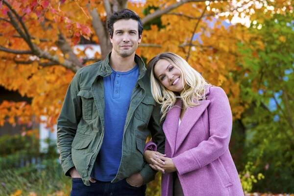 Clayton James, Emilie Ullerup, Don't Forget I Love You, 2022
