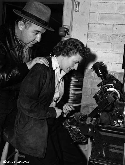 Broderick Crawford, Betty Buehler - The Mob - Z natáčení