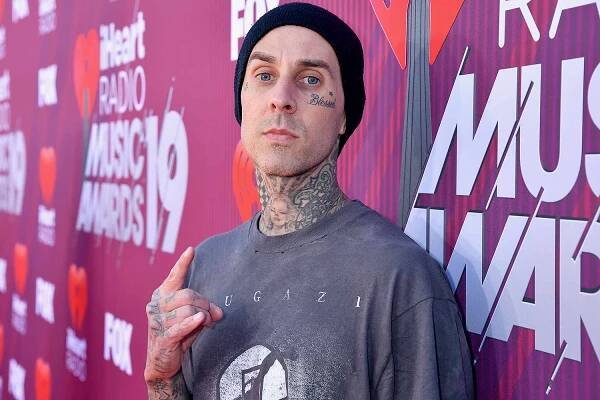 Travis Barker Breaks His Toe After His Birthday — and He's Still Rocking!