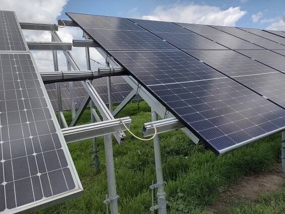 VIDEO: Solární elektrárna na Pánově zblízka, v Česku patří mezi špičku