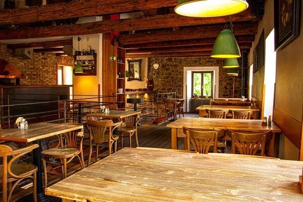 Pivovarská restaurace – Restaurace Uhříněves