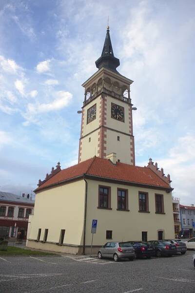Soubor:Dobruška, radnice II.jpg – Wikipedie