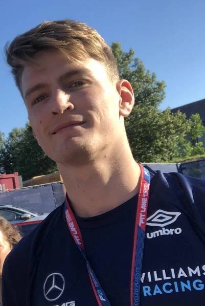 Soubor:Logan Sargeant Austria 2022.jpg – Wikipedie