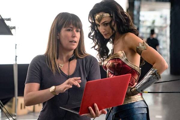 Wonder Woman 3 'Not Moving Forward' Despite Gal Gadot Saying She 'Can't Wait' to Make Film (Reports)