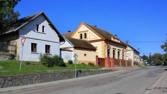 Dvakačovice