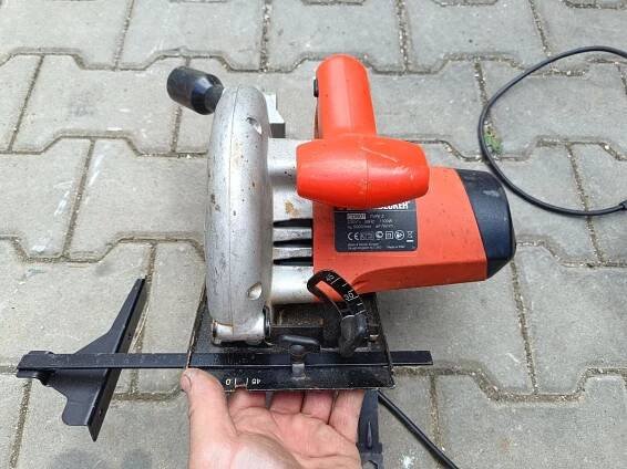 Okružní pila -mafl Black &Decker
