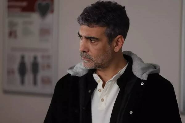 Maviye Sürgün - Episode 8 (E08) (2023)