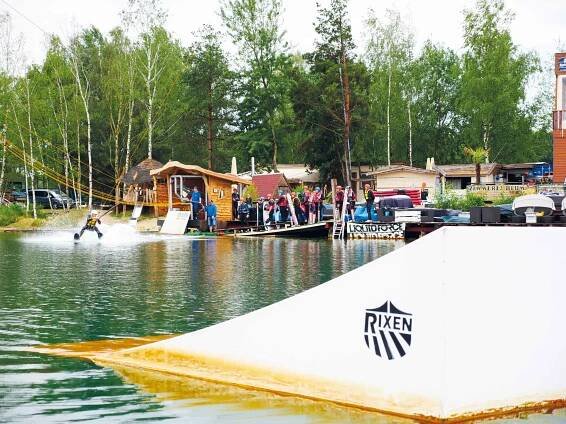 Wasserski- und Wakeboardanlage Wake and Beach in Halbendorf - Wake and Beach Halbendorf