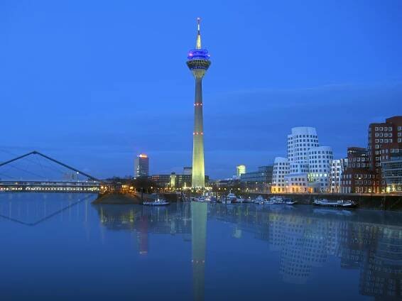 7. Düsseldorf