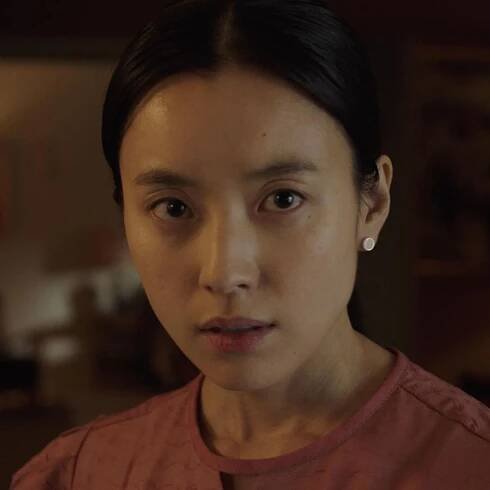 Did you know Moving star Han Hyo Joo starred in action scene with Indian actress Shruti Hassan? Find out