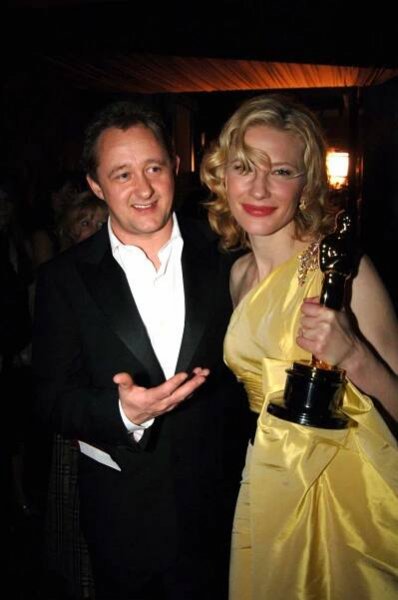 Andrew Upton and Cate Blanchett at the Oscars after her win in 2005