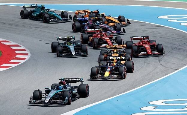 Norris marně naháněl Verstappena, v Barceloně triumfoval pilot Red Bullu